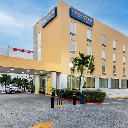 City Express By Marriott Cancún Exterior foto