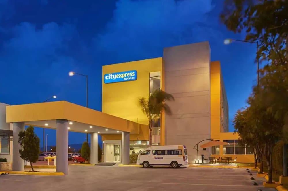 City Express By Marriott Cancun Hotel Exterior foto