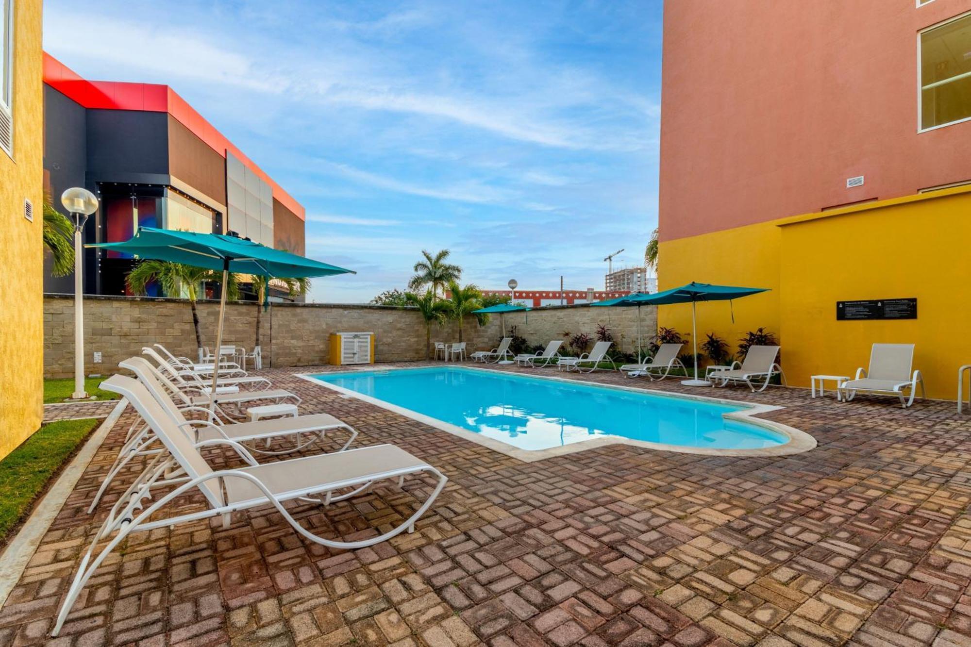 City Express By Marriott Cancún Exterior foto